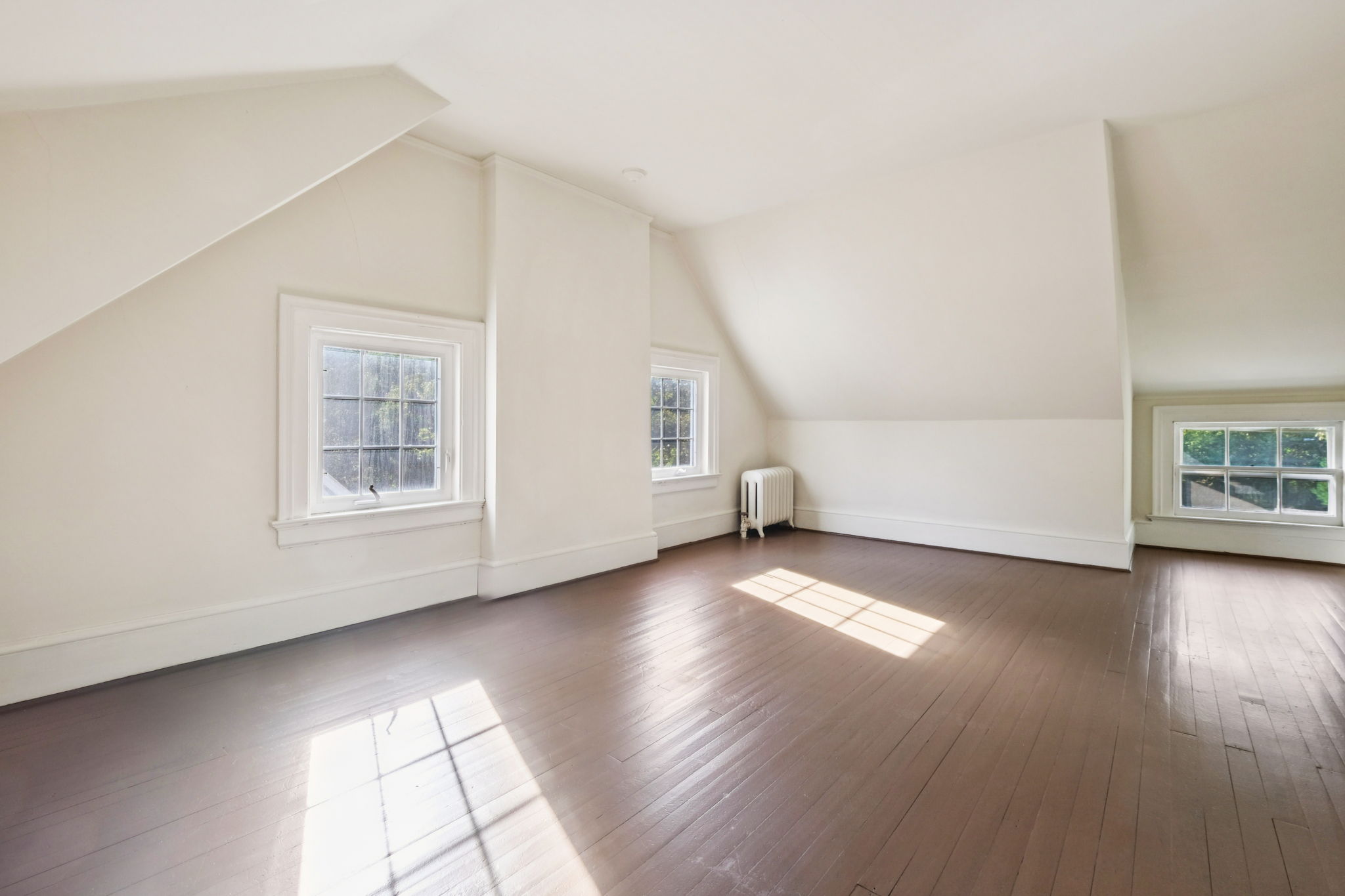 102 Bellevue Avenue 